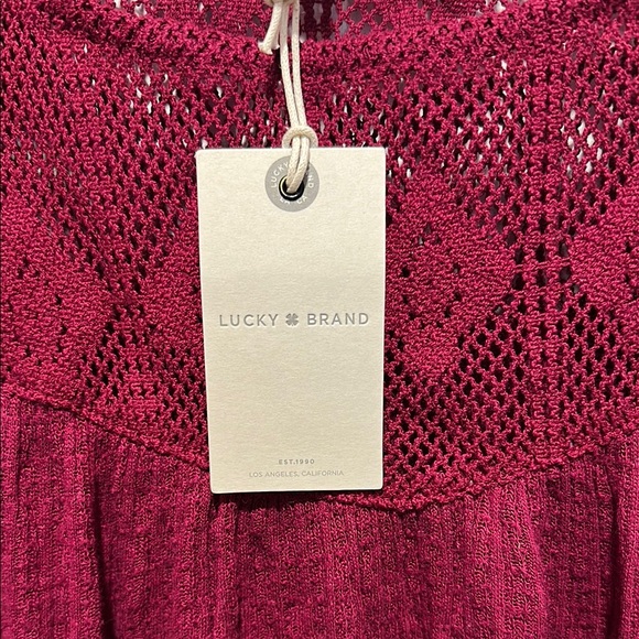 Elegant Burgundy Lace Women's Top - Picture 3 of 5